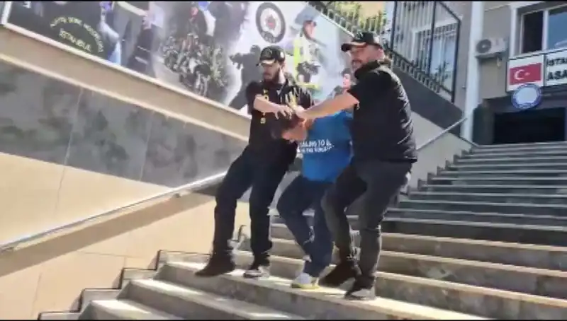 Ümraniye'de 600 Bin Liralık Beyaz Yakalı Gasp: Film Gibi Takiple Yakalandılar!