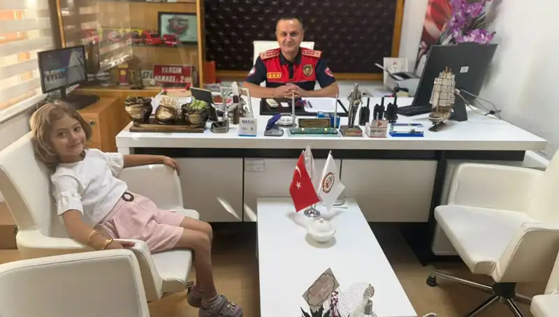 5 Yaşındaki Aslı, Köyün Yangın Tehlikesini Son Anda Bertaraf Etti