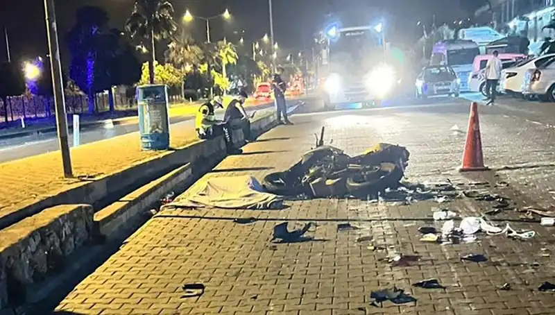 Alanya'da Motosiklet Kazası: Genç Hayatını Kaybetti