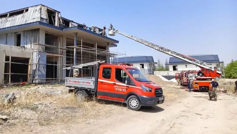 Ankara Gölbaşı'nda Villalar Arasında Korkutan Yangın: Sebep ve Sonuçlar