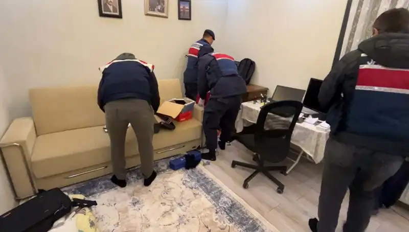 Türkiye Genelinde DHKP-C Operasyonları: 11 İlde 30 Gözaltı