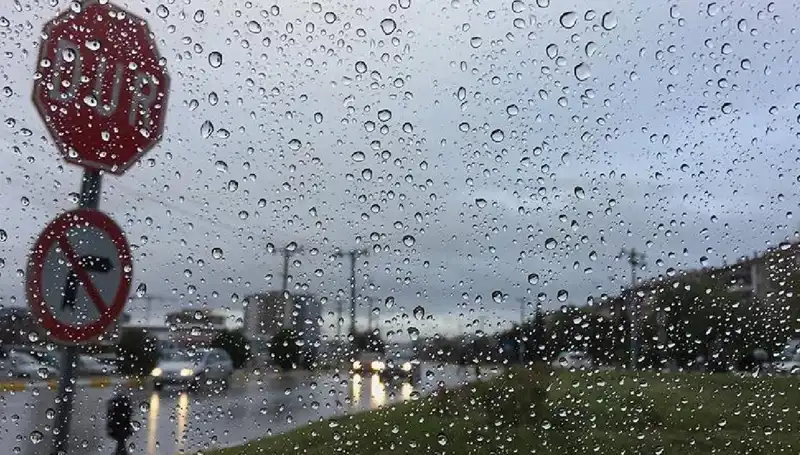 Meteoroloji 20 İlde Sıcaklık Düşüyor, Sağanak Yağış Yaklaşıyor!