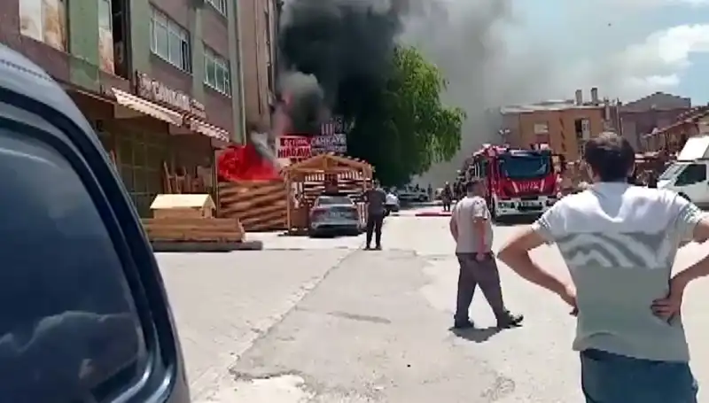 Ankara’da Yangın Faciası: İş Yerlerinde Büyük Zarar