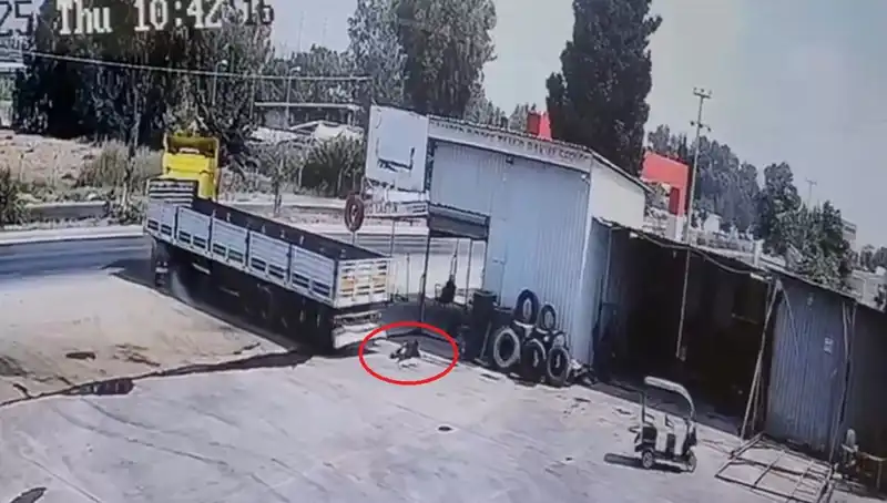 16 Yaşındaki Çocuk İşçinin Trajik Ölümü: TIR Kazasında Korkunç Anlar