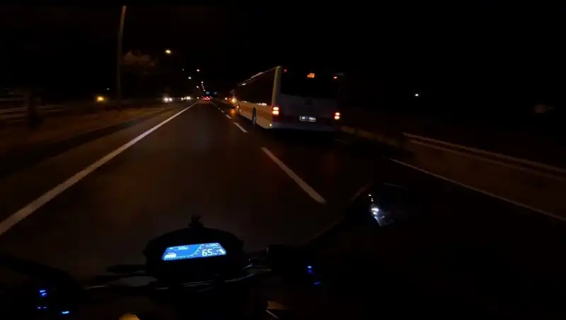 Otobüs Çarpması Sonucu 41 Yaşındaki Vatandaş Ağır Yaralandı: Olayın Detayları