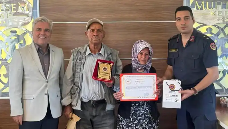 Jandarma ile Bağışın Hikayesi: Tek Varlıkları Evi Kayıt Altına Aldılar
