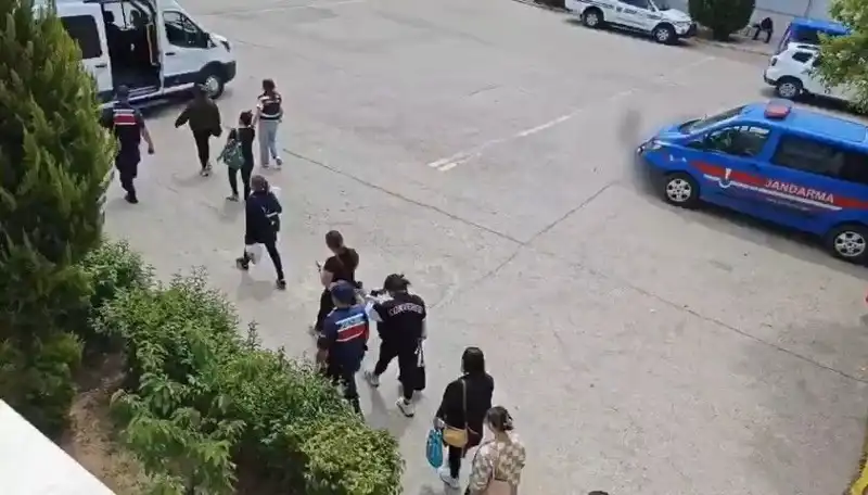 Tayland'da Kadınlara Fuhuş İçin Çalışma ve Oturma İzni Vaadiyle Dolandırıcılık Skandalı