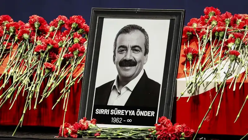 Meclis'te Sırrı Süreyya Önder Anması: Anılardan Özlemlere